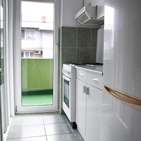 Apartment Crown 4