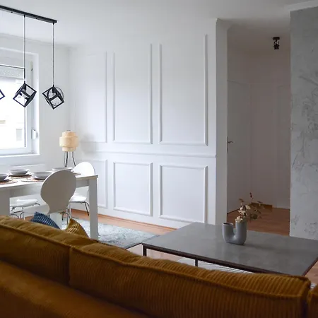 Apartment Crown 4 *